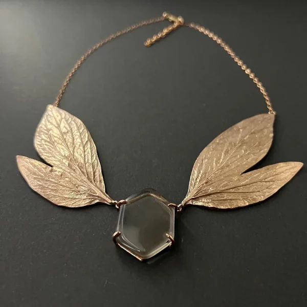 COLLIER PAEONIA & QUARTZ FUMÉ